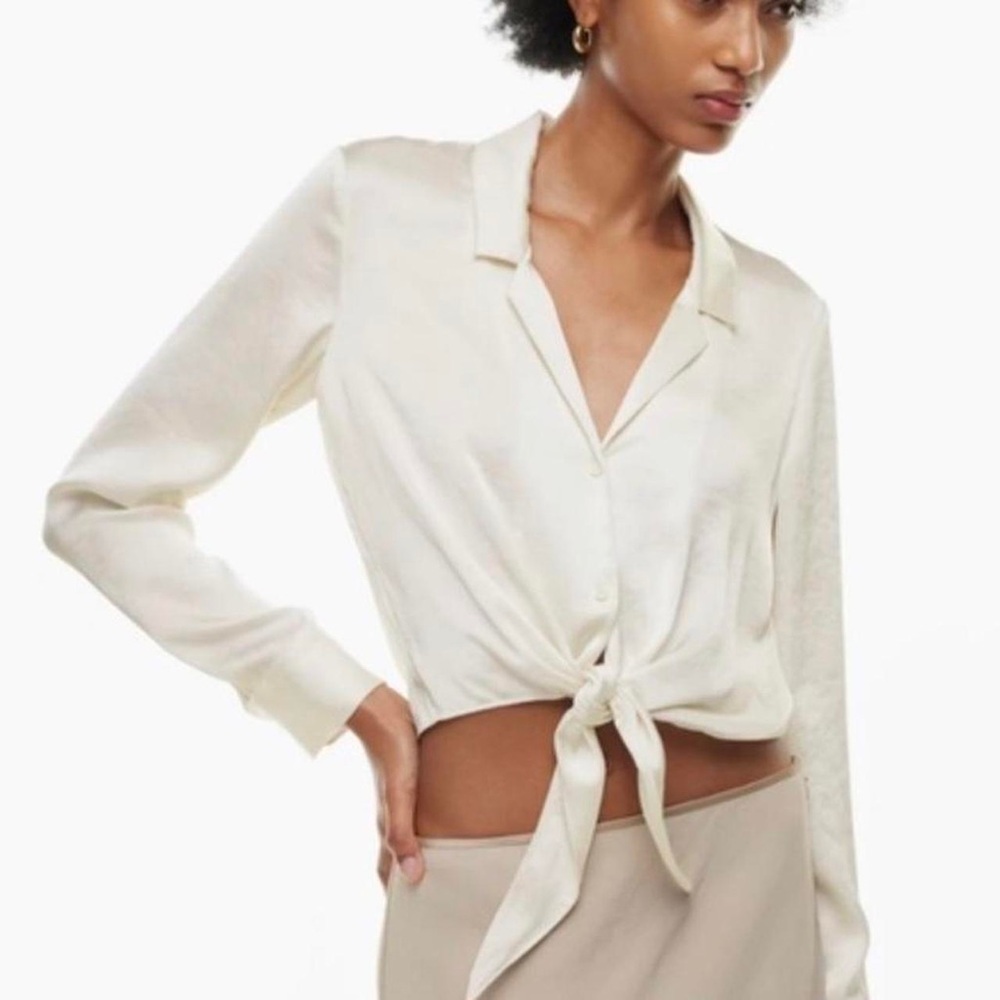 Aritzia Wilfred Long Sleeve Tie Top